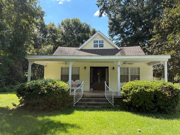 227 Rawls Ave