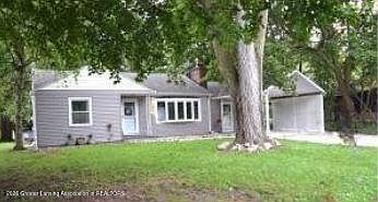 2nd image of 1035 Robb St