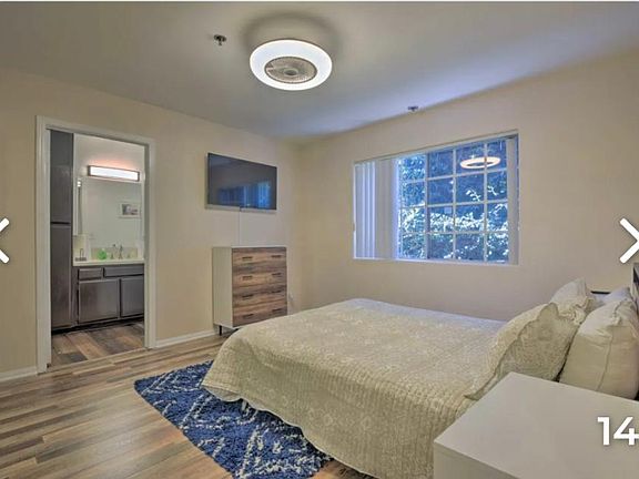 3rd image of 741 Venice Way APT 3