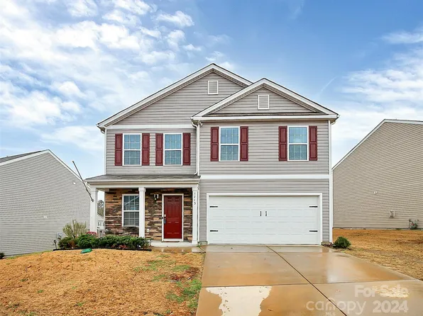 1713 Gaston Mountain Dr, Dallas, NC 28034