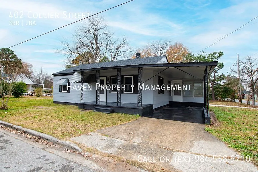 Charming 3BR Ranch Home Minutes from Downtown Smithfield! — Photo 2