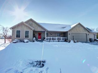 19932 Hidden Meadow Trl, Goshen, IN 46528