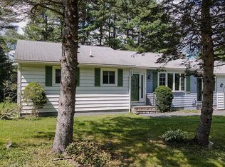 5 Highview Ter, Veazie, ME 04401