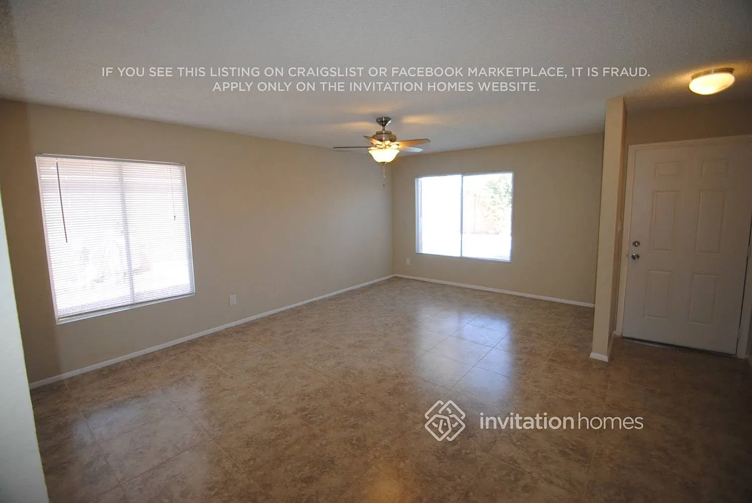 8626 N 56th Ave Glendale, AZ 85302 — Photo 2