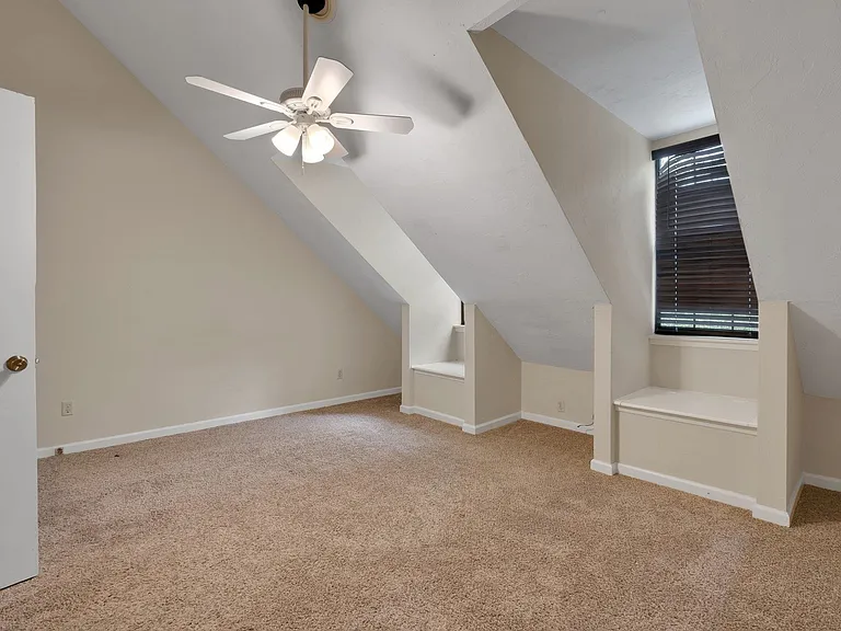 1609 S Gadsden St — Photo 17