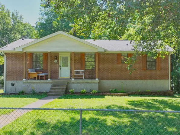 1009 Winding Ridge Rd, Goodlettsville, TN 37072