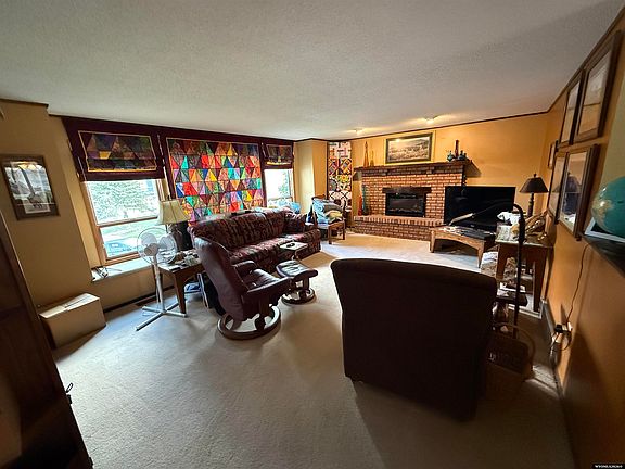 5th image of 555 Waggener Cir