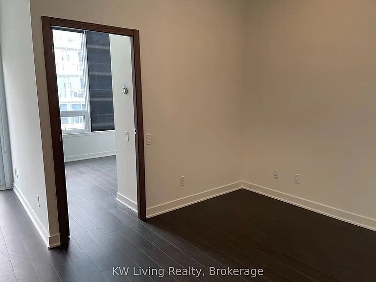 19 Bathurst St #4210 — Photo 12
