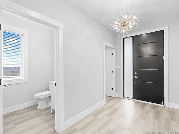 2nd image of 20 Stapleton St