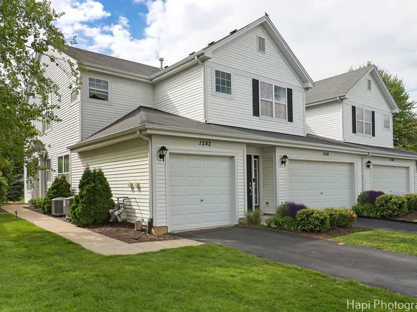 1242 Chesterton Dr #2, Fox Lake, IL 60020