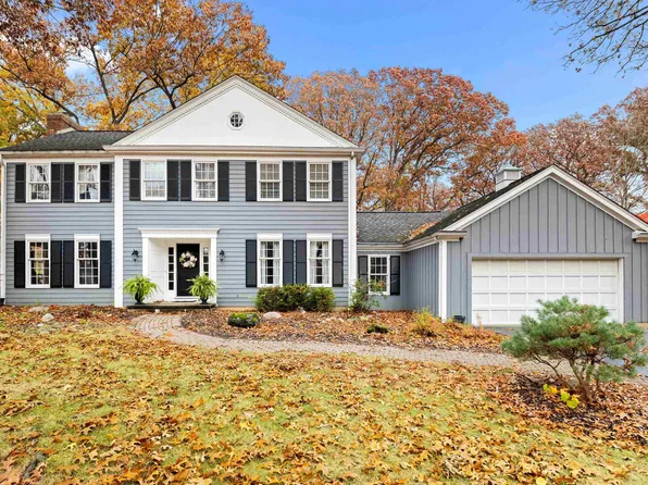 3209 W Prince George Ct, Peoria, IL 61615