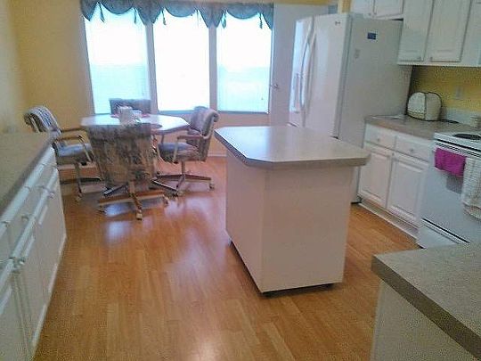 4th image of 1450 Warmwood Dr