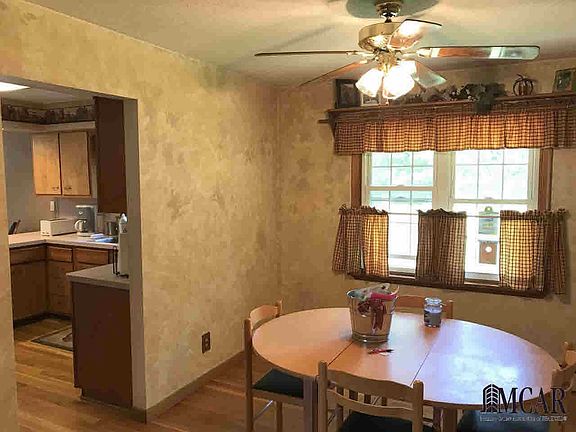 5th image of 8528 Cottonwood Dr