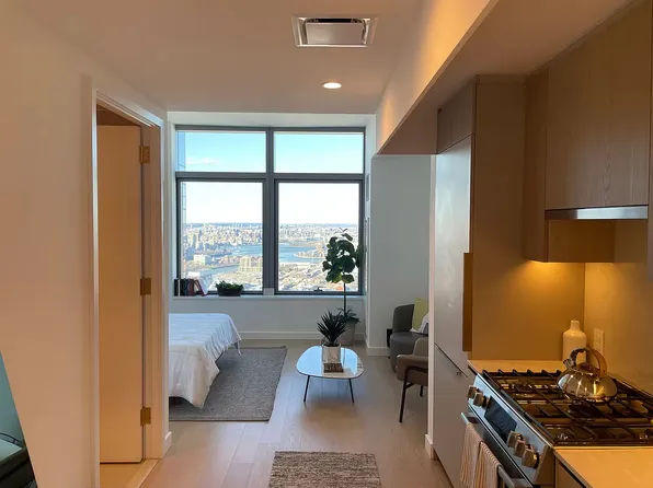 3 Court Sq APT 6307, Long Island City, NY 11101