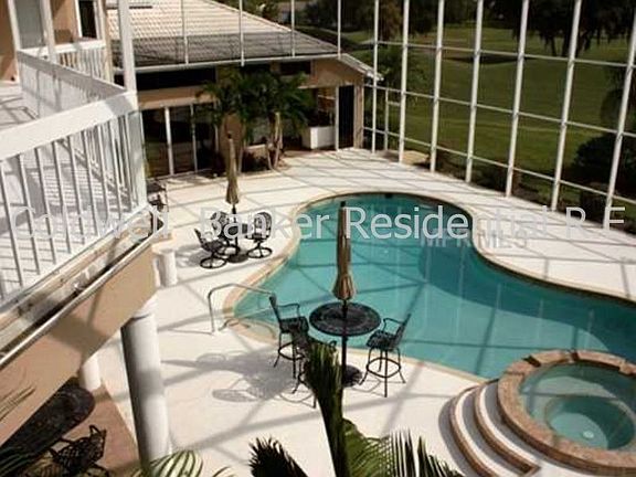 3rd image of 7825 Estancia Way