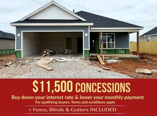 1816 Bugg St, Pea Ridge, AR 72751