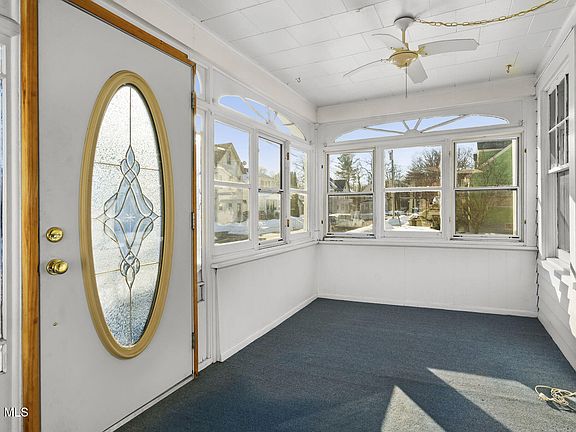 4th image of 10 Crescent Avenue