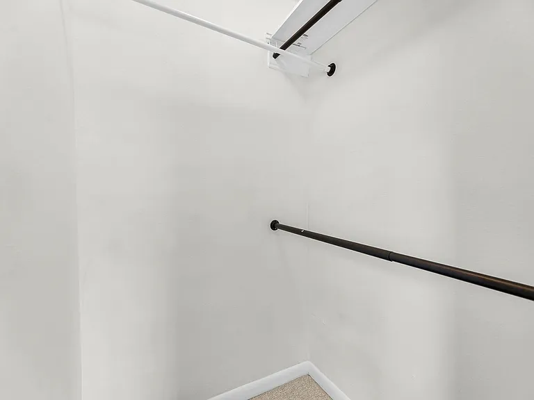 266 Alexandra Dr #11 — Photo 21