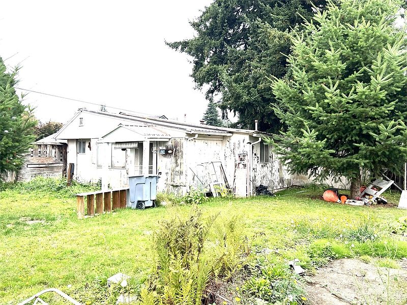5th image of 1814 Township Street