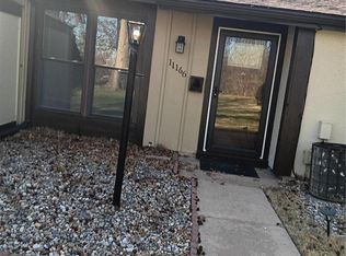 11166 Towering Pines Dr, Saint Louis, MO 63136
