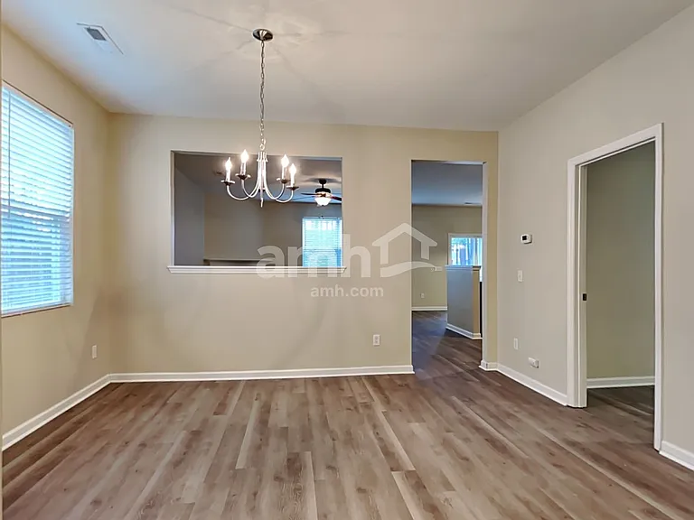 254 Cameron St — Photo 6