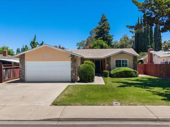 1016 Lillian Dr, Modesto, CA 95355