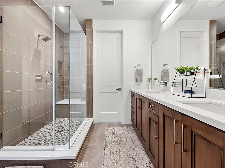 1173 Winslow Ln — Photo 12