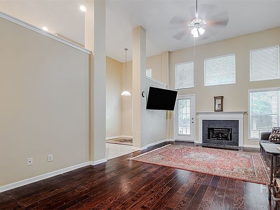 5th image of 5 Gentry Street
