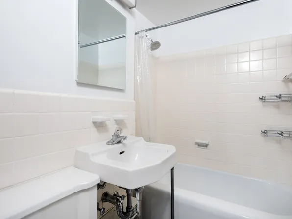 305 East 72nd Street 11C image 8 of 9