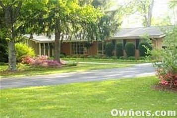 2nd image of 216 Daniel Dr