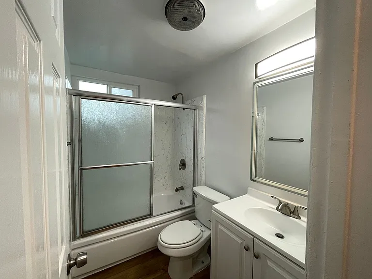 14410 Valerio St — Photo 19