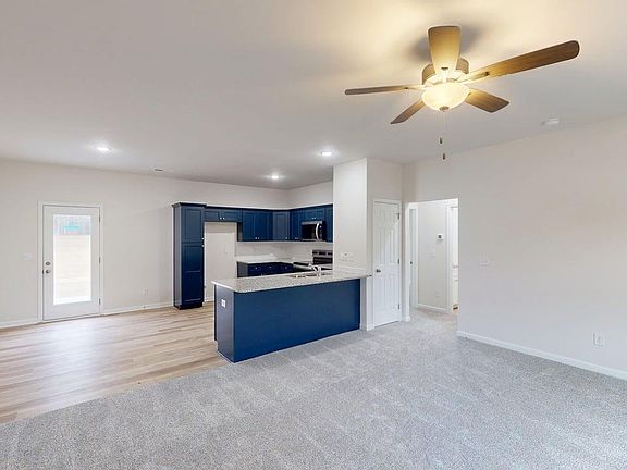 3rd image of 1361 Pinkney Road