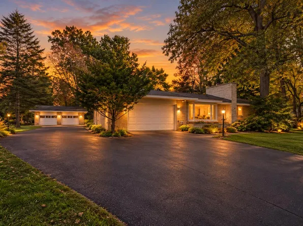 10247 S Westnedge Ave, Portage, MI 49002
