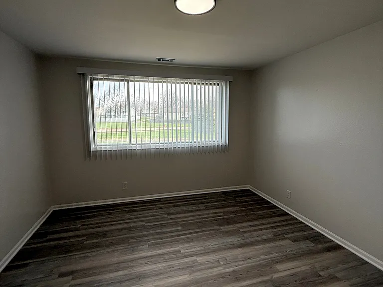 Pine Tree Apartments — Photo 34