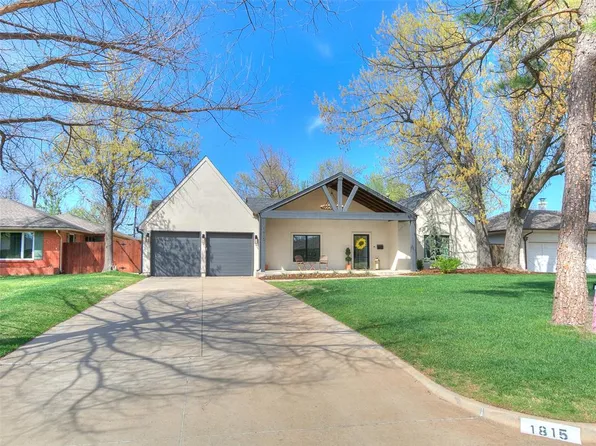 1815 Dorchester Dr, Nichols Hills, OK 73120