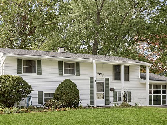 3rd image of 3645 Margaret Ave