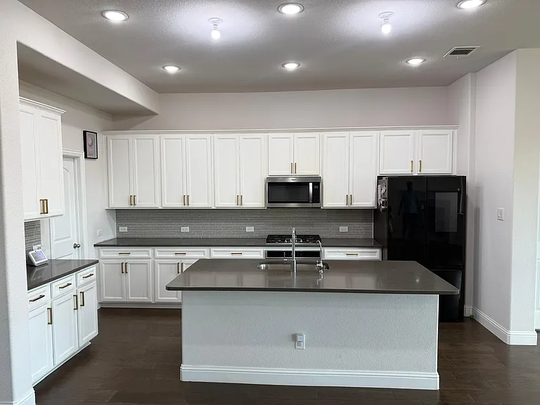 1313 Johnson Dr — Photo 14