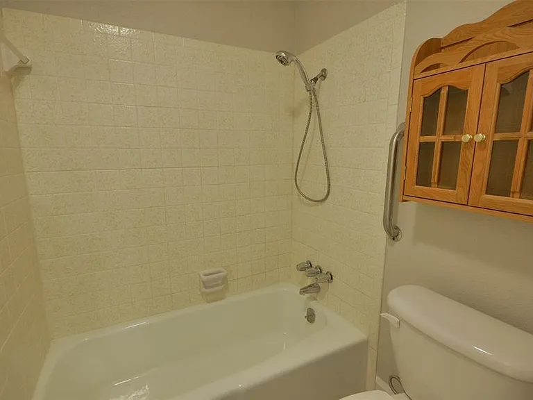 1326 Town Cir #1 — Photo 19