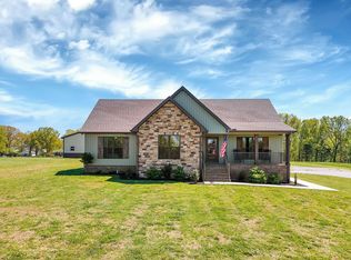 1078 Gaines Hill Rd, Westmoreland, TN 37186