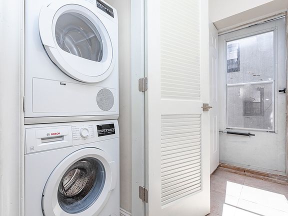 5th image of 64 St Nicholas Ave APT 1R