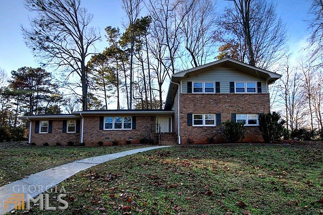 1st image of 2734 Henderson Ct