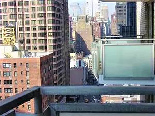 Rented by Noble Realty | media 30