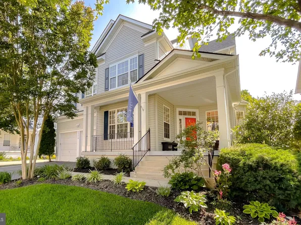 23416 Canna Ct, California, MD 20619