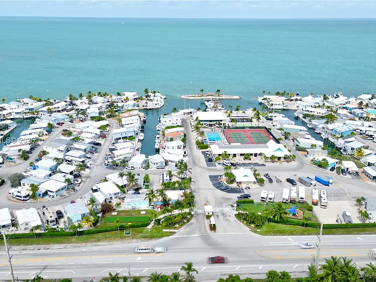 65821 Overseas Hwy #98 — Photo 36