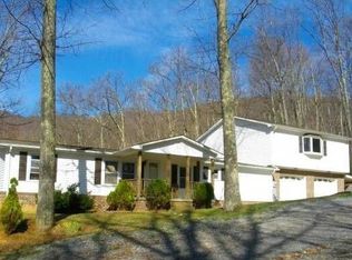 172 Boy Scout Camp Rd, Narrows, VA 24124