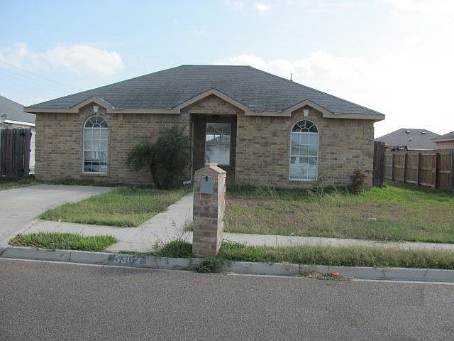 2nd image of 5302 Plumeria Cir