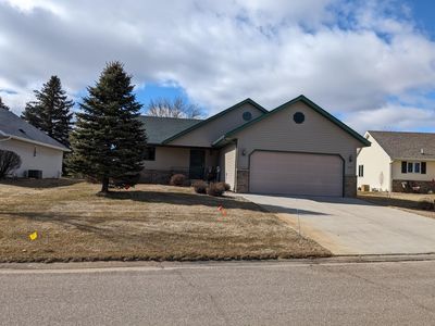 1276 Westbrook Cir, Alexandria, MN, 56308