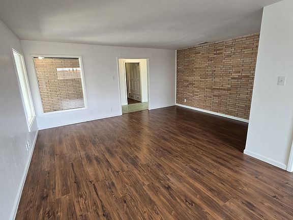 5th image of 441 Montclair Dr