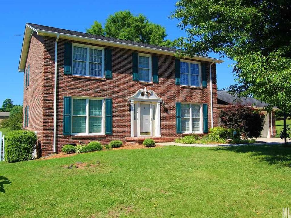 1st image of 4997 Twin Lake Dr