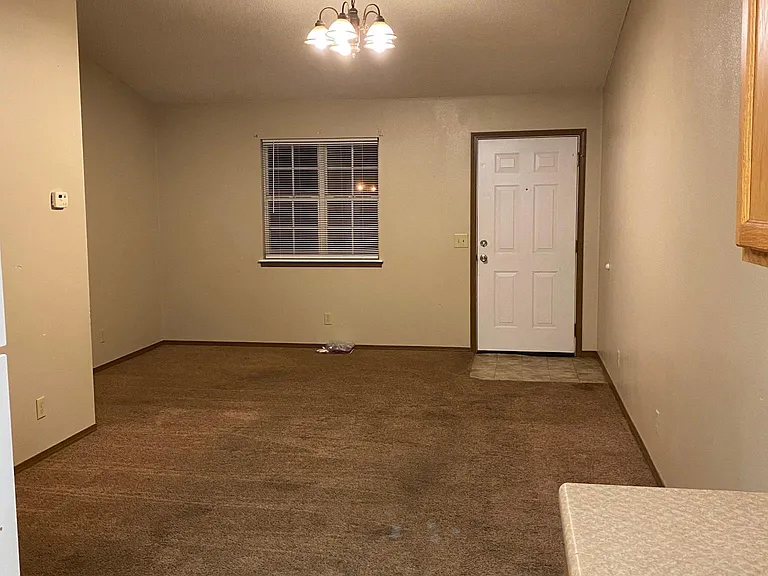 500 Shady Grove Rd #5 — Photo 5